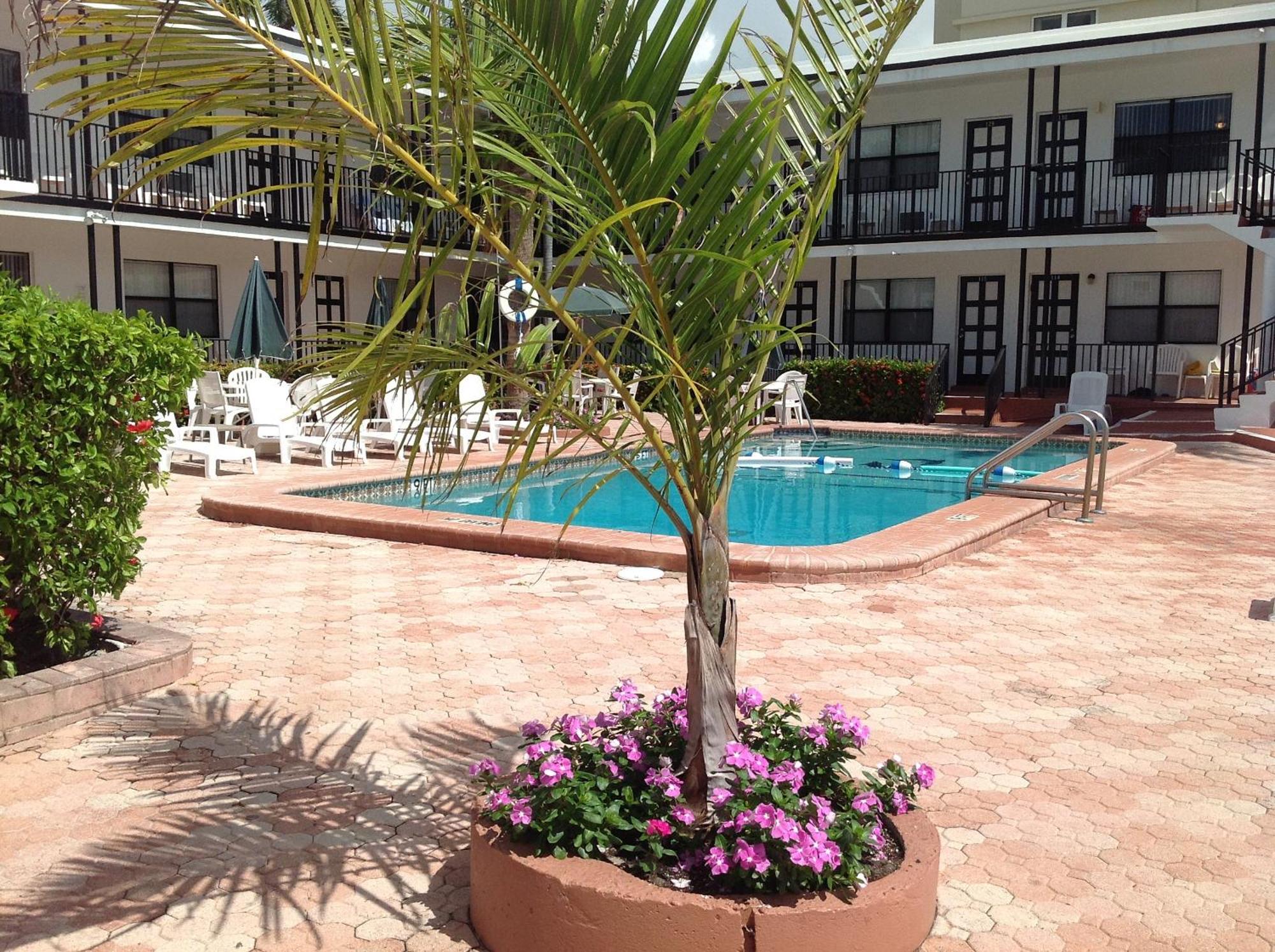 Napoli Belmar Resort Fort Lauderdale Exterior photo